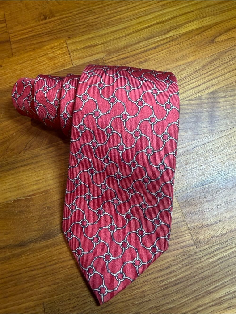 Hermes Red Silk Tie with Interlocking Chain Motif